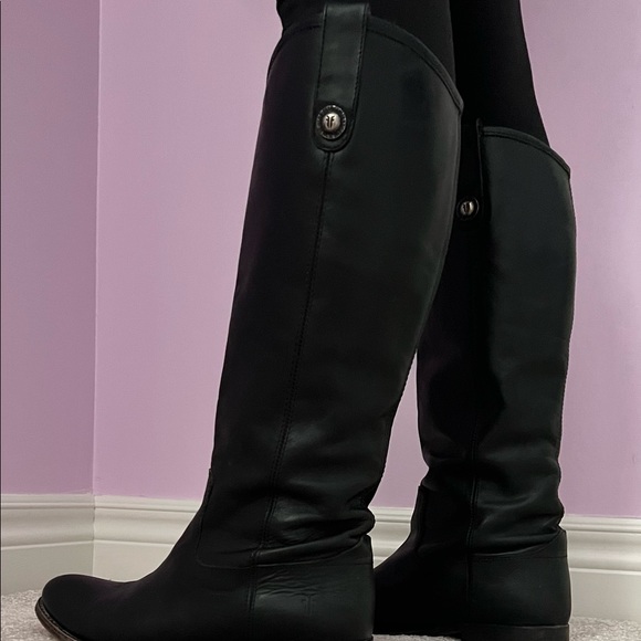 Black Frye Melissa Button Boots - Size 7 - Picture 3 of 4